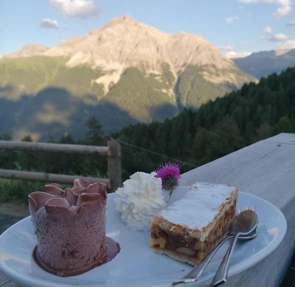 Bed and Breakfast Alp Es Cha Dadour