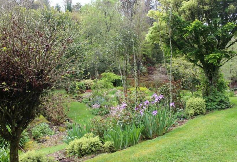 צימר Aramatai Gardens