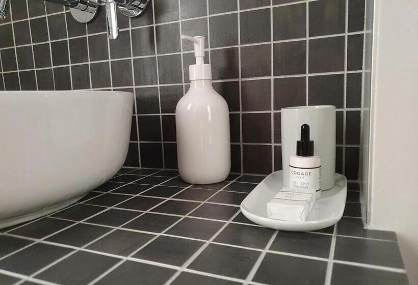 ベッドアンドブレックファースト Chez Pépé Merle Chambres D Hôtes Au Cœur De Paris