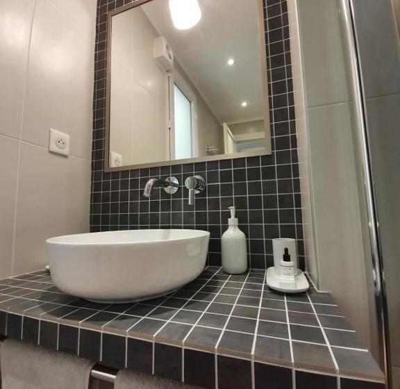 ベッドアンドブレックファースト Chez Pépé Merle Chambres D Hôtes Au Cœur De Paris