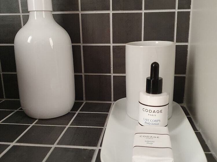 ベッドアンドブレックファースト Chez Pépé Merle Chambres D Hôtes Au Cœur De Paris