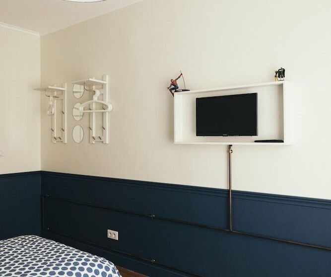 ベッドアンドブレックファースト Chez Pépé Merle Chambres D Hôtes Au Cœur De Paris