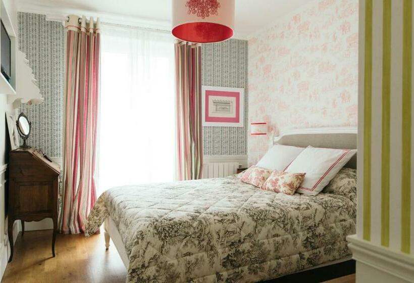 ベッドアンドブレックファースト Chez Pépé Merle Chambres D Hôtes Au Cœur De Paris