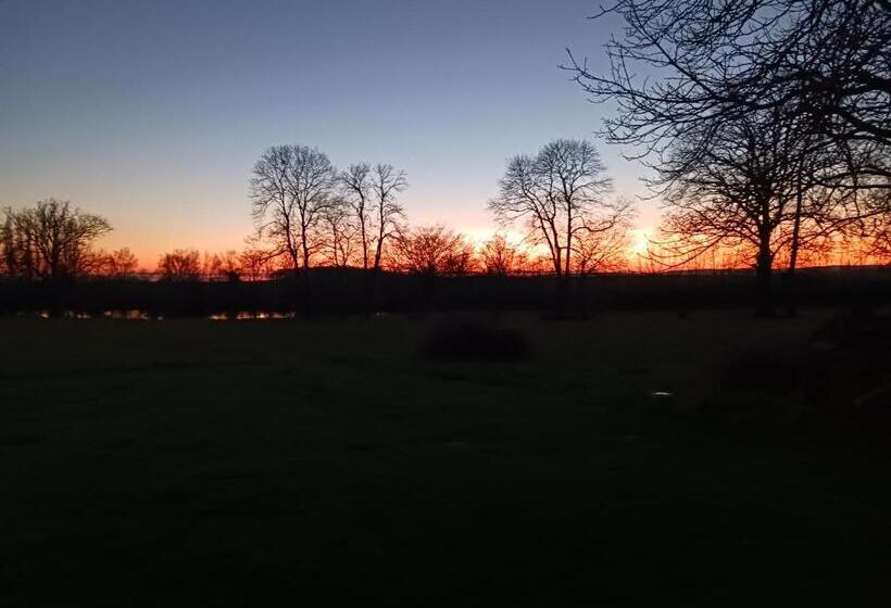 צימר Domaine Du Clos Henri