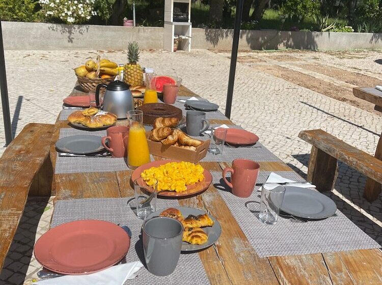 تختخواب و صبحانه Granja Da Cabrita