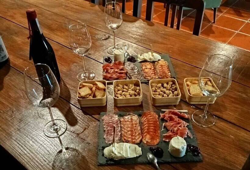 تختخواب و صبحانه Granja Da Cabrita