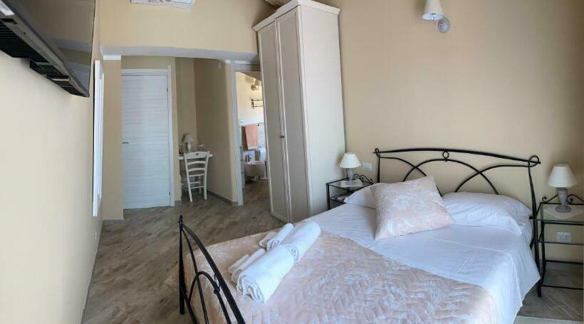 צימר La Soffitta Di Emmasofia