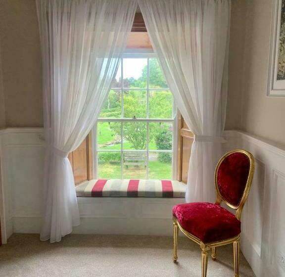 住宿加早餐 Lacken Millhouse And Gardens