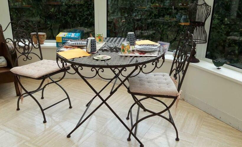 צימר Le Chalet Suiss   Chambre Santorin