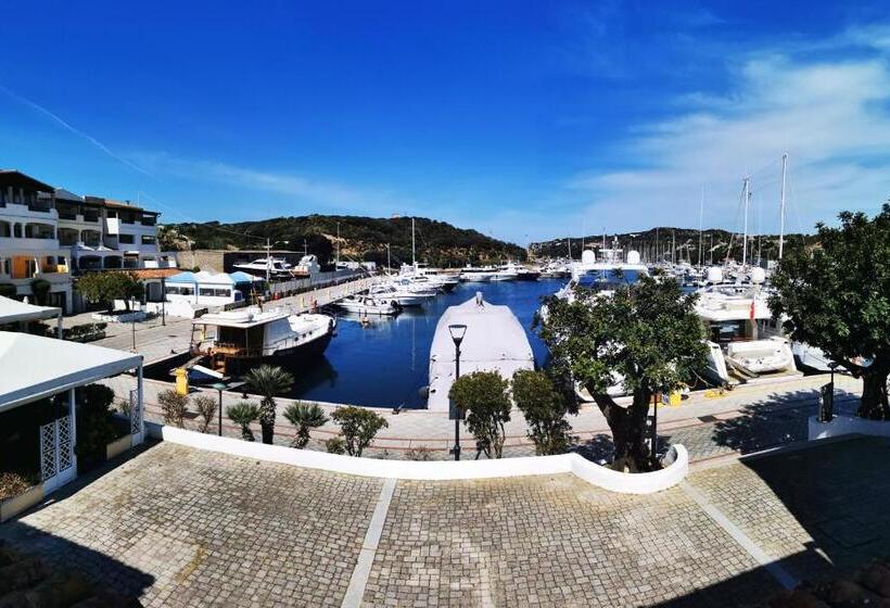 تختخواب و صبحانه Relais Du Port