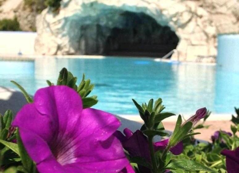 تختخواب و صبحانه Relais Du Port