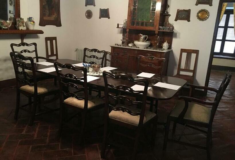 Suitesmagistral Bed And Breakfast