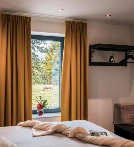 تختخواب و صبحانه Vida Verde