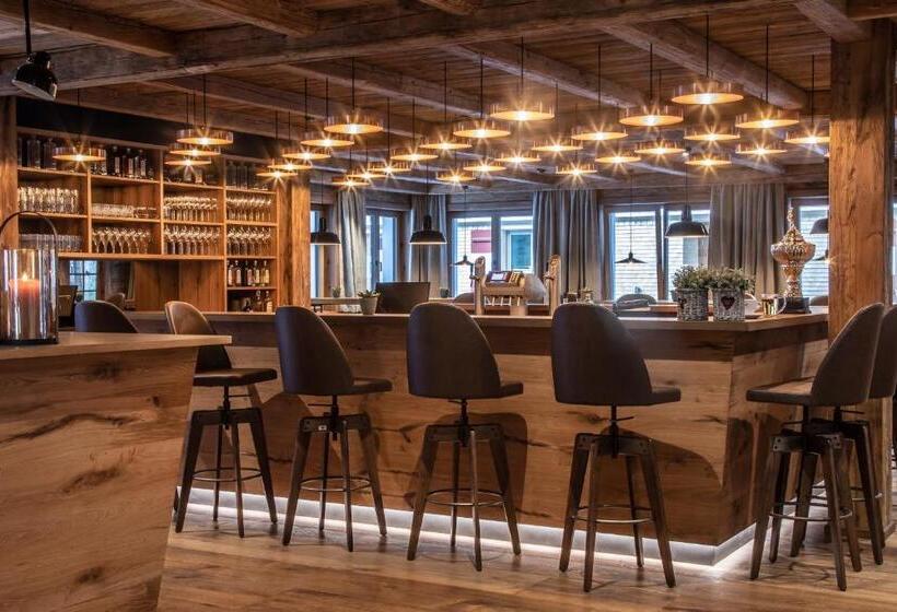 Berghaus Schröcken   Hotel Apartments Spa