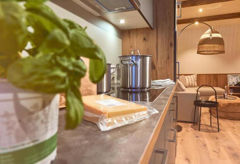 Berghaus Schröcken   Hotel Apartments Spa