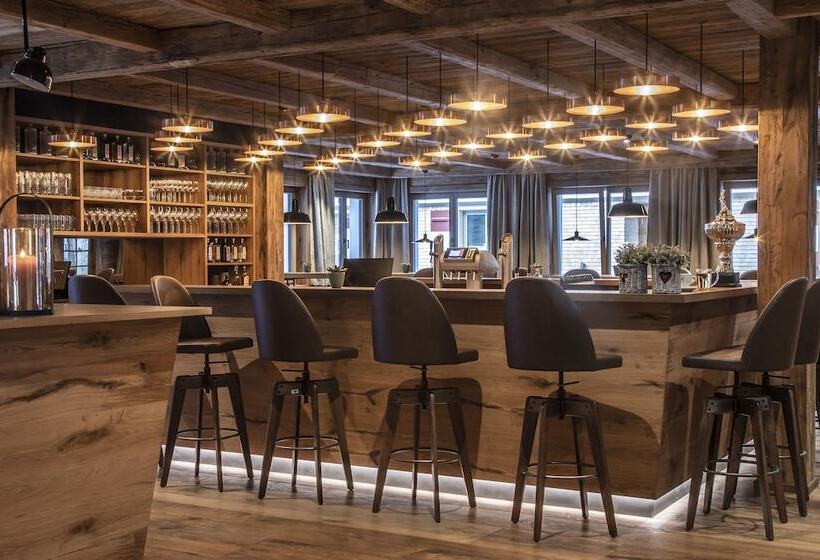 Berghaus Schröcken   Hotel Apartments Spa