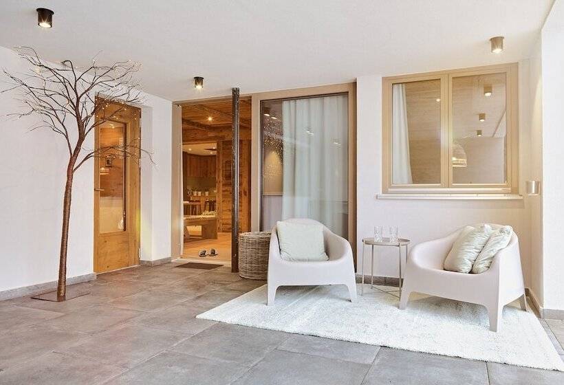 Berghaus Schröcken   Hotel Apartments Spa