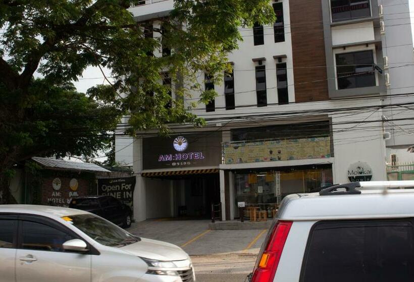 בית מלון כפרי A.m @ 93rd