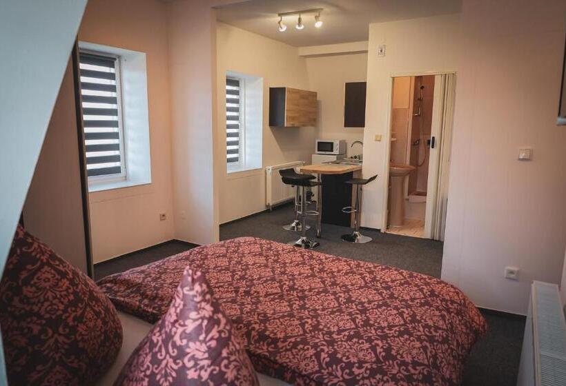 בית מלון כפרי Apartment Faraon