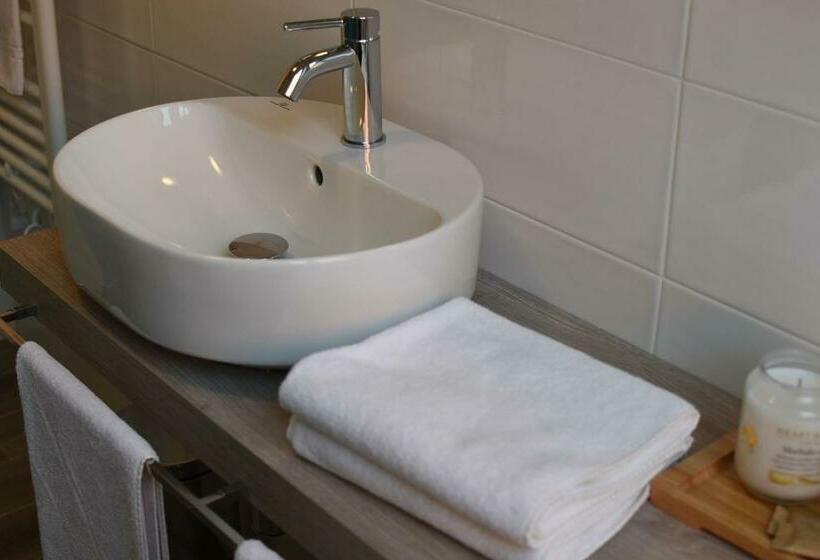 בית מלון כפרי Cavallo Bianco