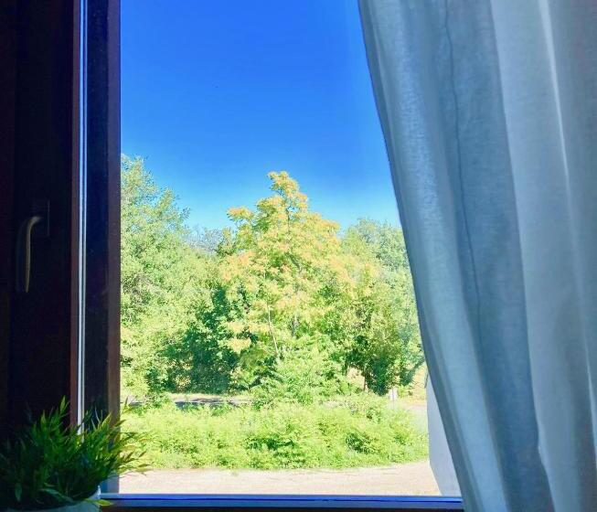 בית מלון כפרי Dimore Montane