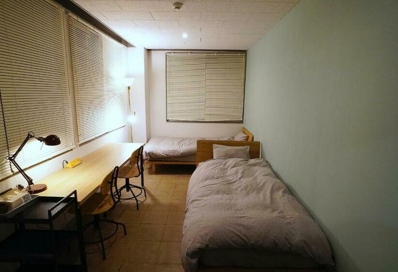 فندق La Union Twin Room With Share Bath Room   Vacation Stay 31448v