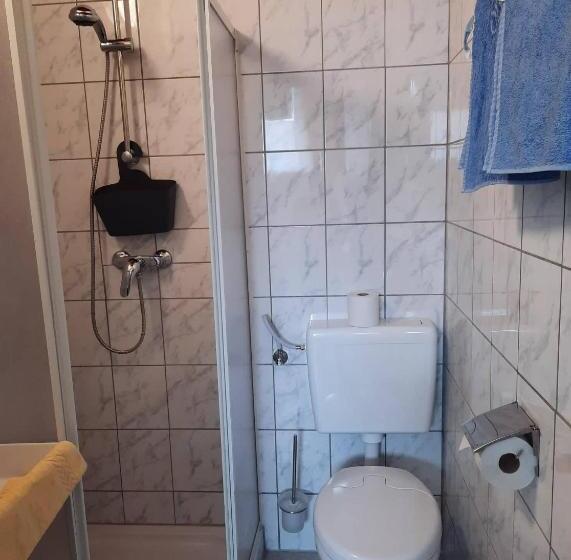 هتل Pension Horvath