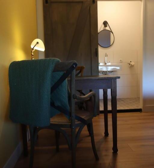 هتل Porcus Campus