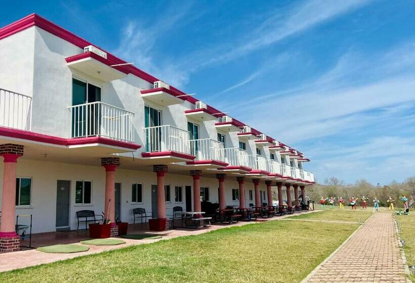 Отель Rancho Sotolar Glamping Linares