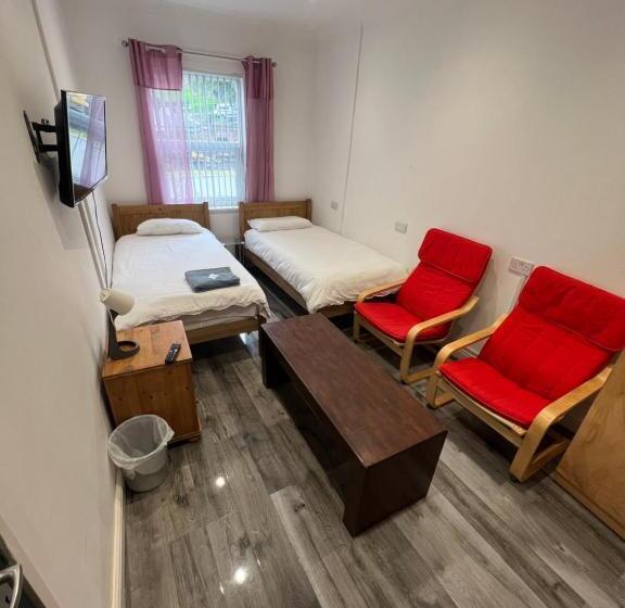 בית מלון כפרי Zams Rooms