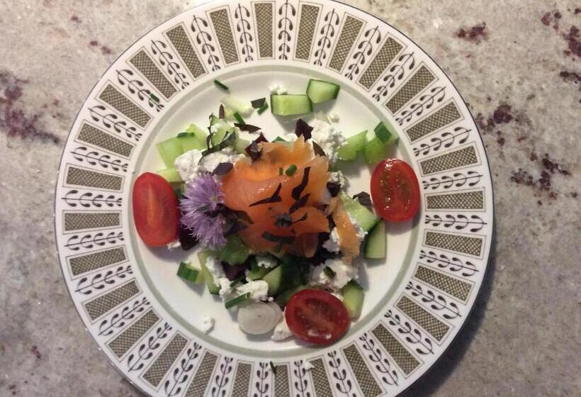 Ingram House Bed & Breakfast