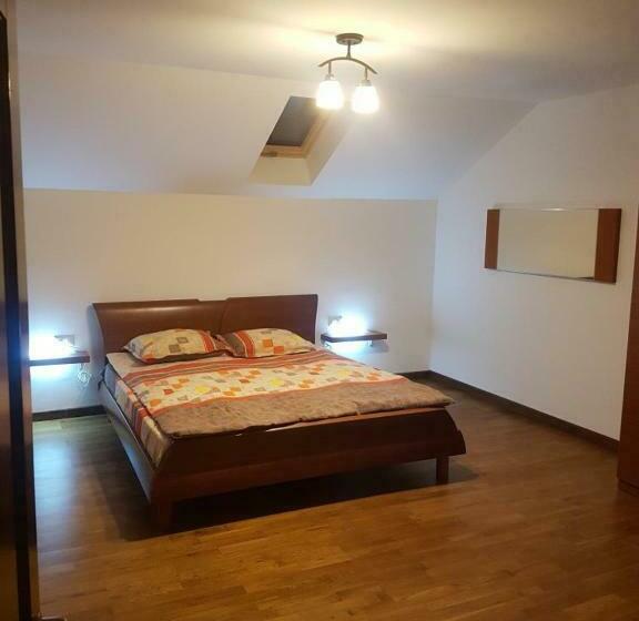 Pensiunea Zorile Tarcaului