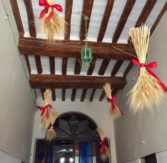 Пансион Camera Suite Romantica Con Giardino In Dimora Storica   B&b Palazzo Robicci