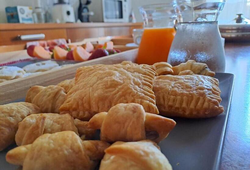 פנסיון Costeras