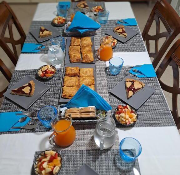 פנסיון Costeras