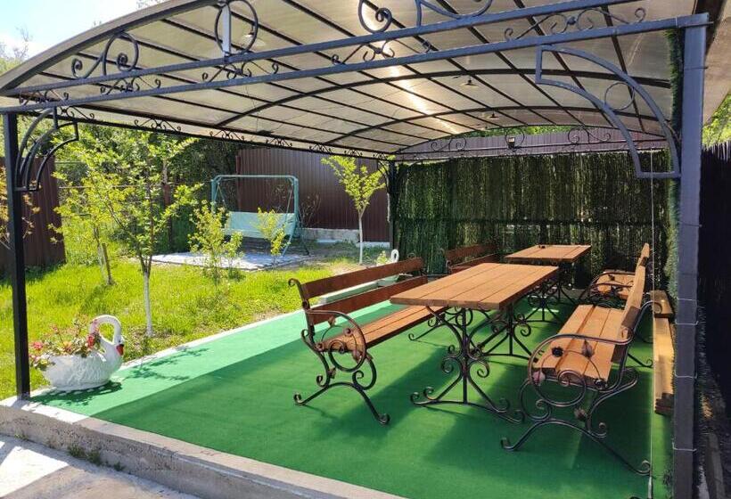 פנסיון Home For You