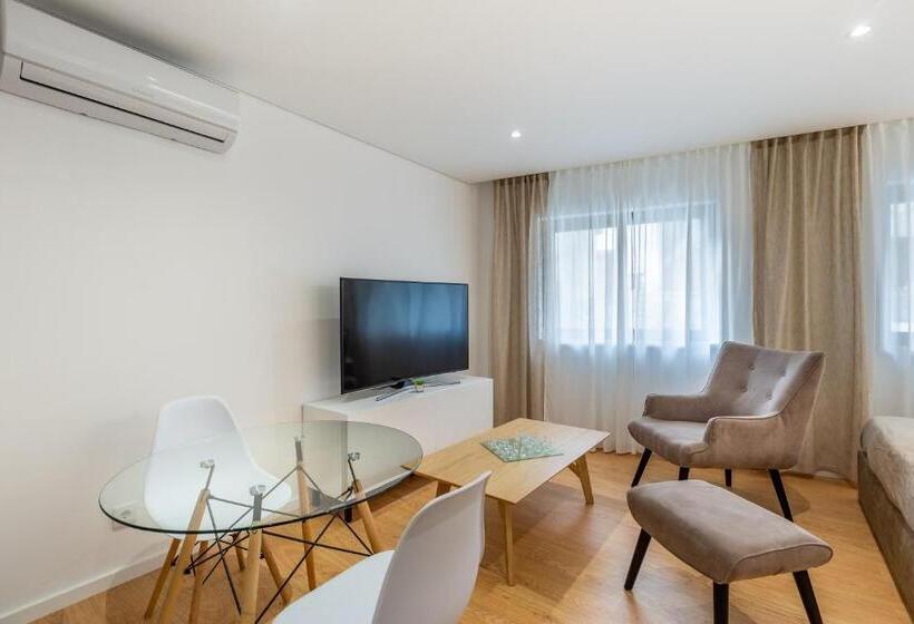 פנסיון Nell&and&jess