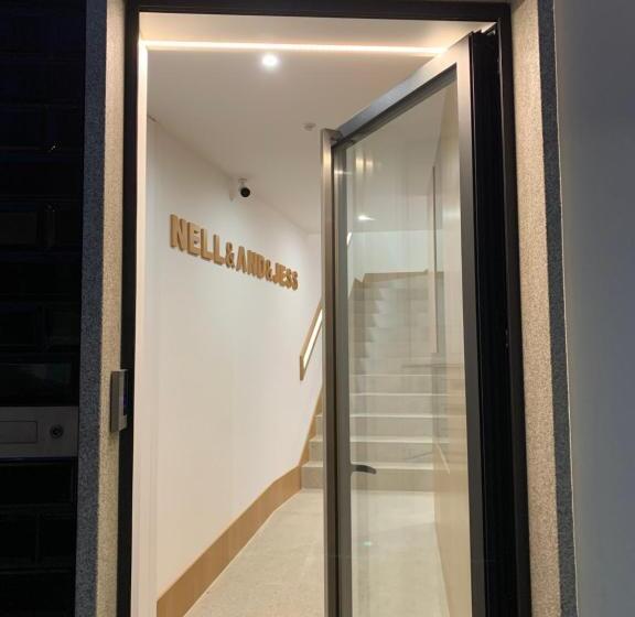 פנסיון Nell&and&jess