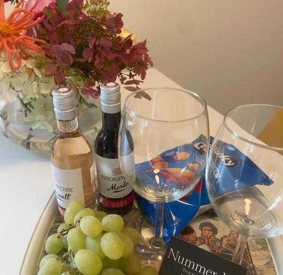 膳宿费 Nummer 151 Villastudios