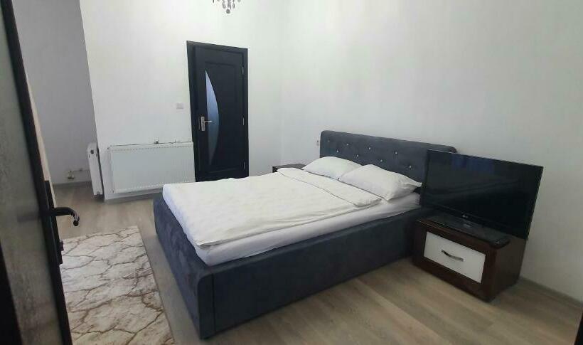 펜션 Regal Guest House