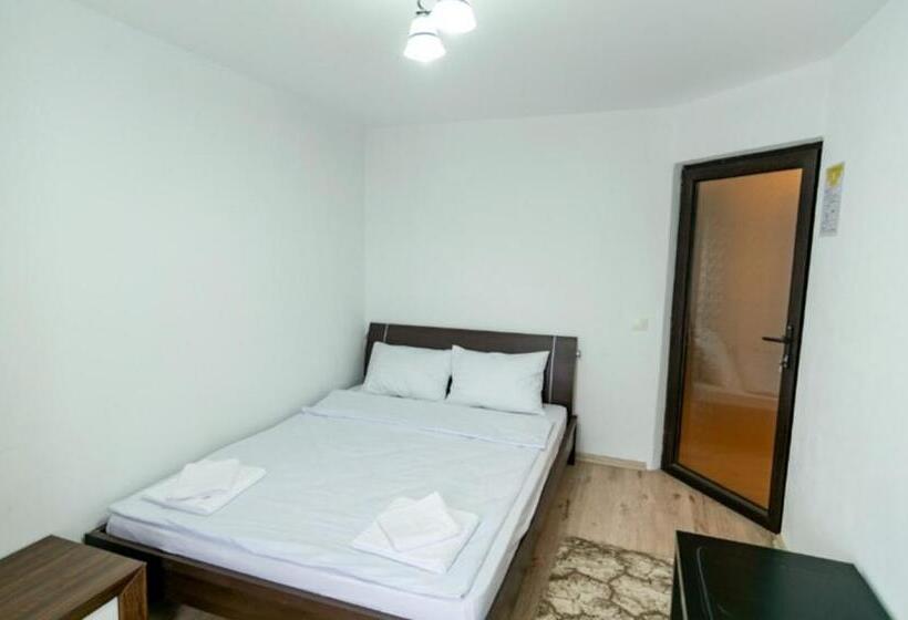 펜션 Regal Guest House