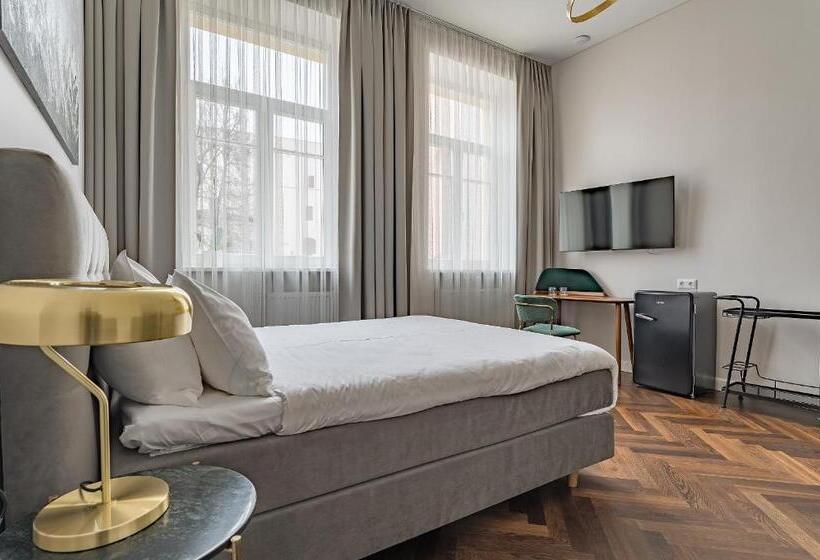 پانسیون St Casimir Apartments