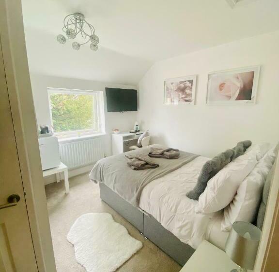 Пансион The Granary