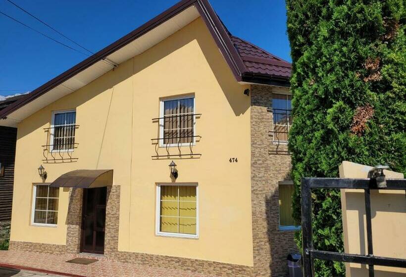 بنسيون Vila Lucia