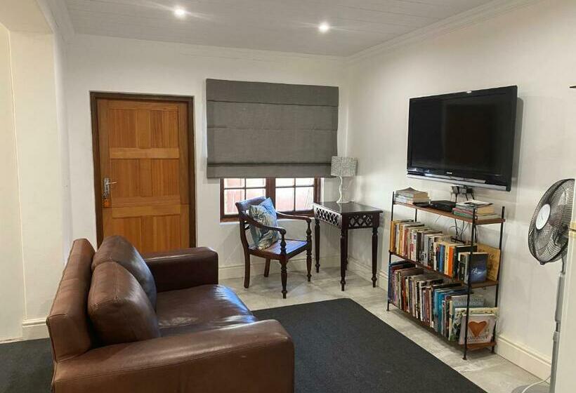 膳宿费 Vincents On Valley