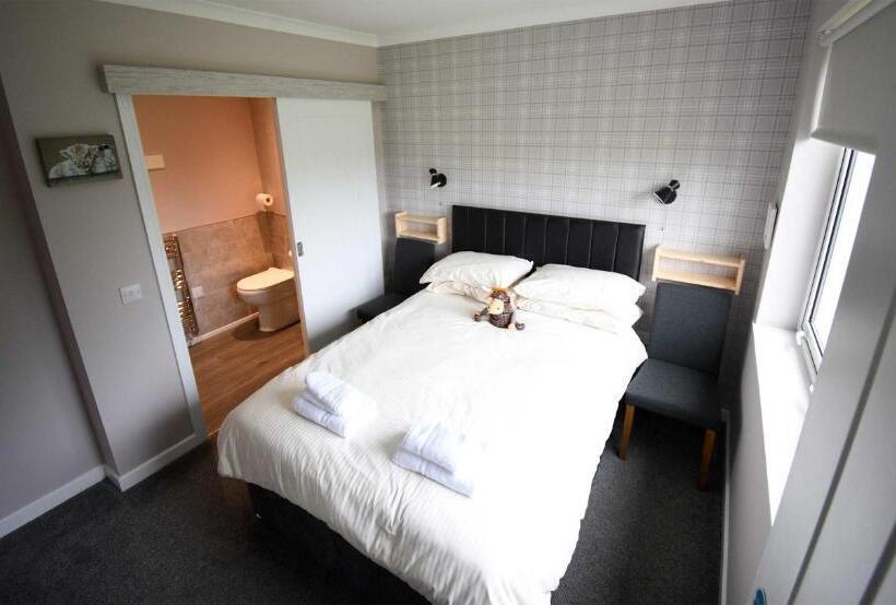 5 Glenconon Bed And Breakfast