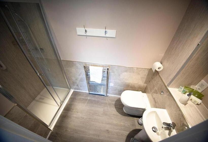 5 Glenconon Bed And Breakfast