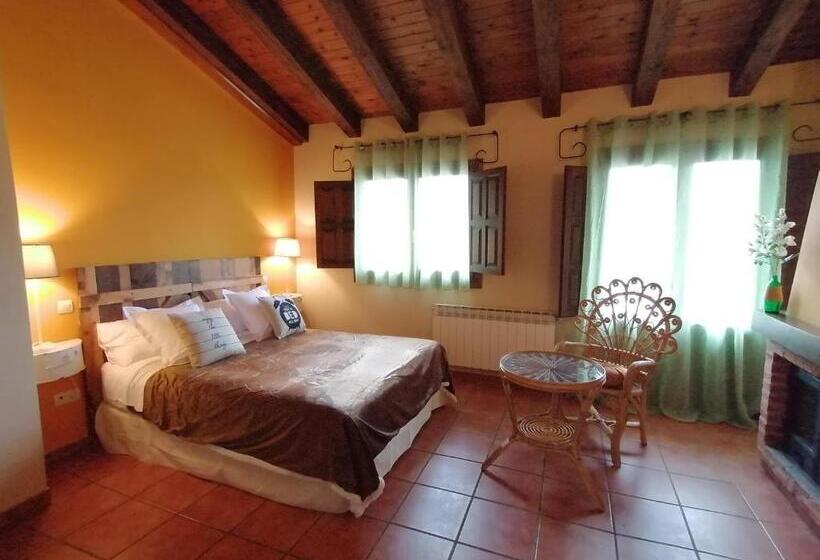 旅馆 La Posada De Horcajuelo