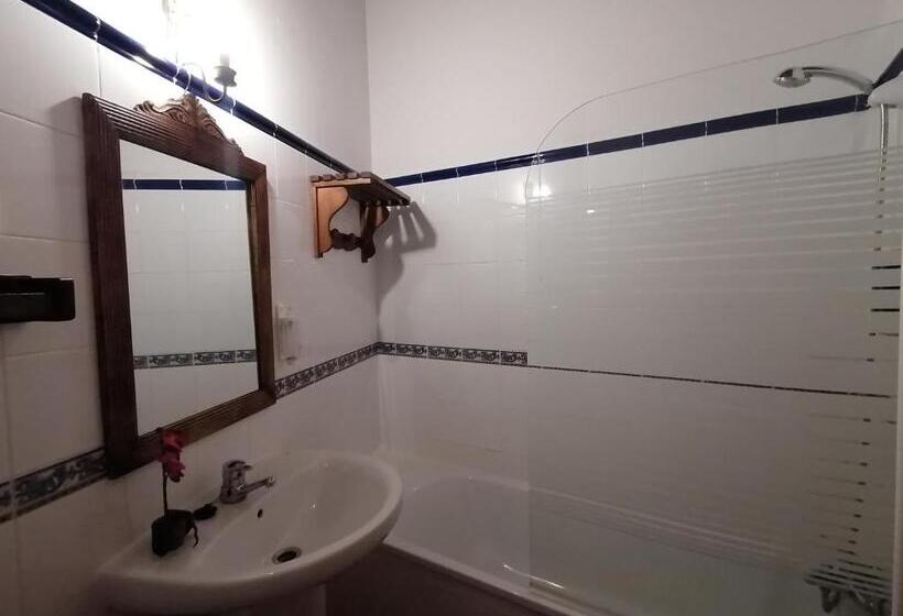 فندق صغير La Posada De Horcajuelo