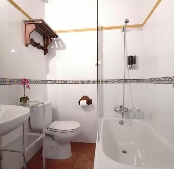 ユースホステル La Posada De Horcajuelo